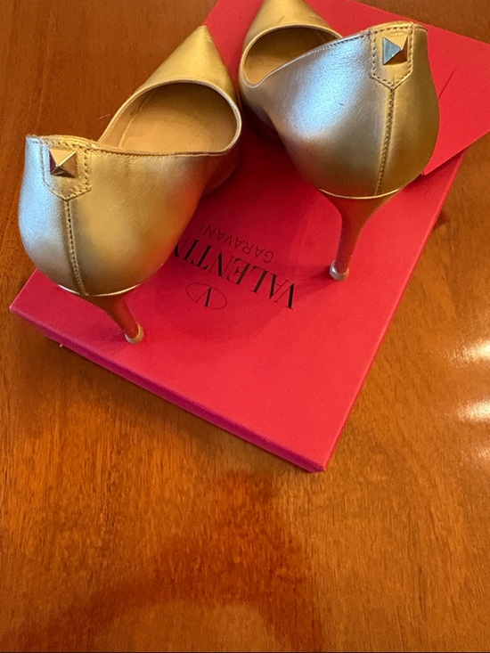 Valentino Metallic Gold Pointed-Toe Pumps size 37 main image 1
